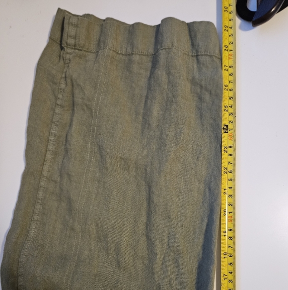 C&C California Sage Linen Cargo Pants - Picture 5 of 6